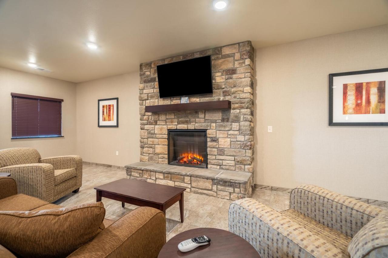 Cobblestone Inn&Suites - Kermit Extérieur photo